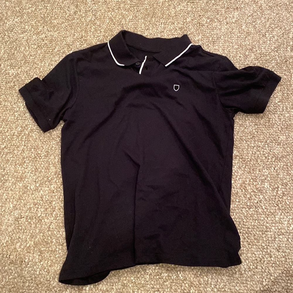collared shirt